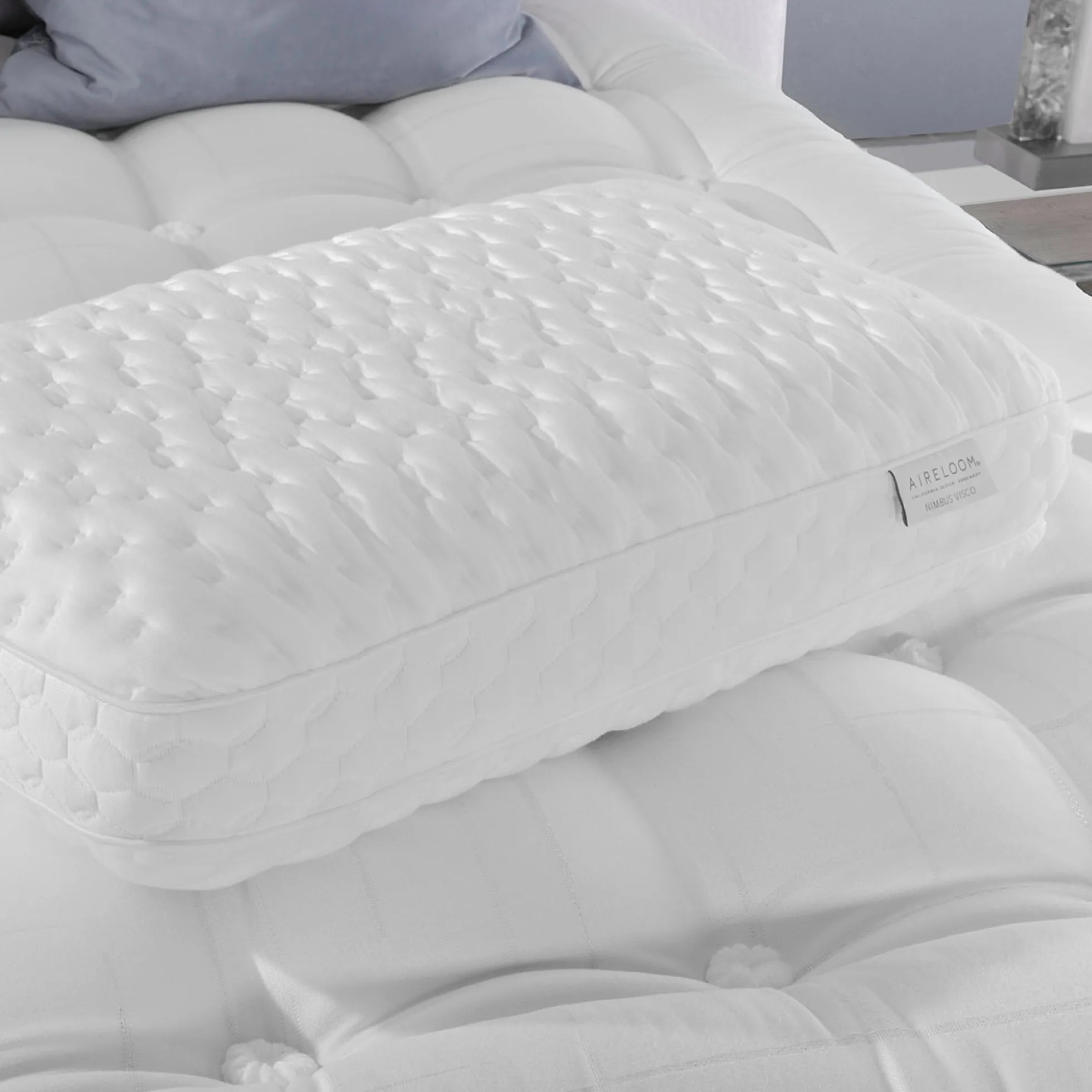 Aireloom Nimbus Pillow