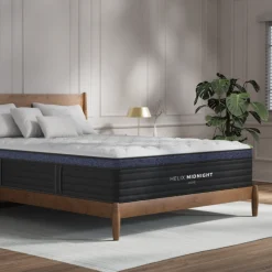 Helix Midnight Luxe Medium Hybrid Mattress