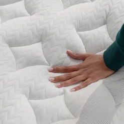 Leesa Sapira Chill Medium Hybrid Mattress