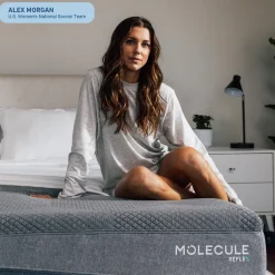 MOLECULE Reflex Embrace Plush Mattress