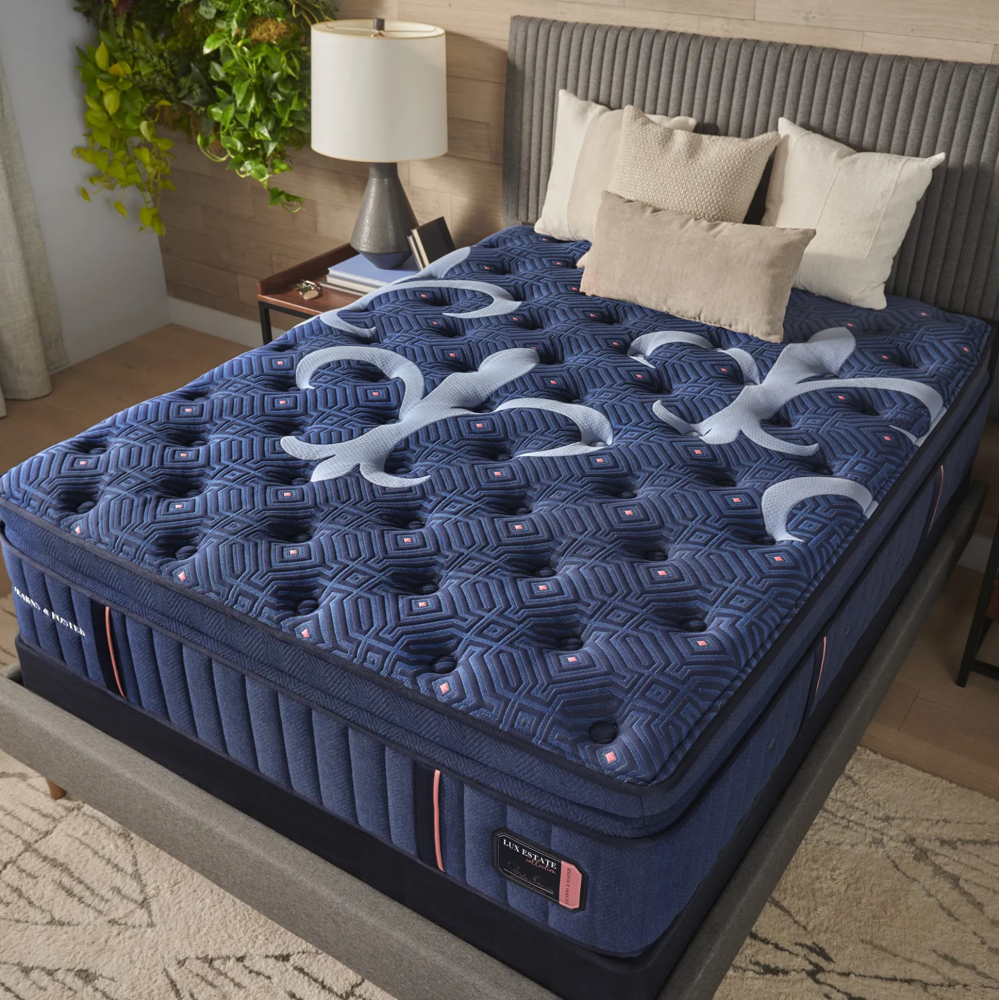 Stearns & Foster Lux Estate Elite Medium Pillow Top Mattress