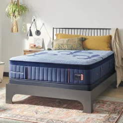 Stearns & Foster Lux Hybrid Medium Mattress