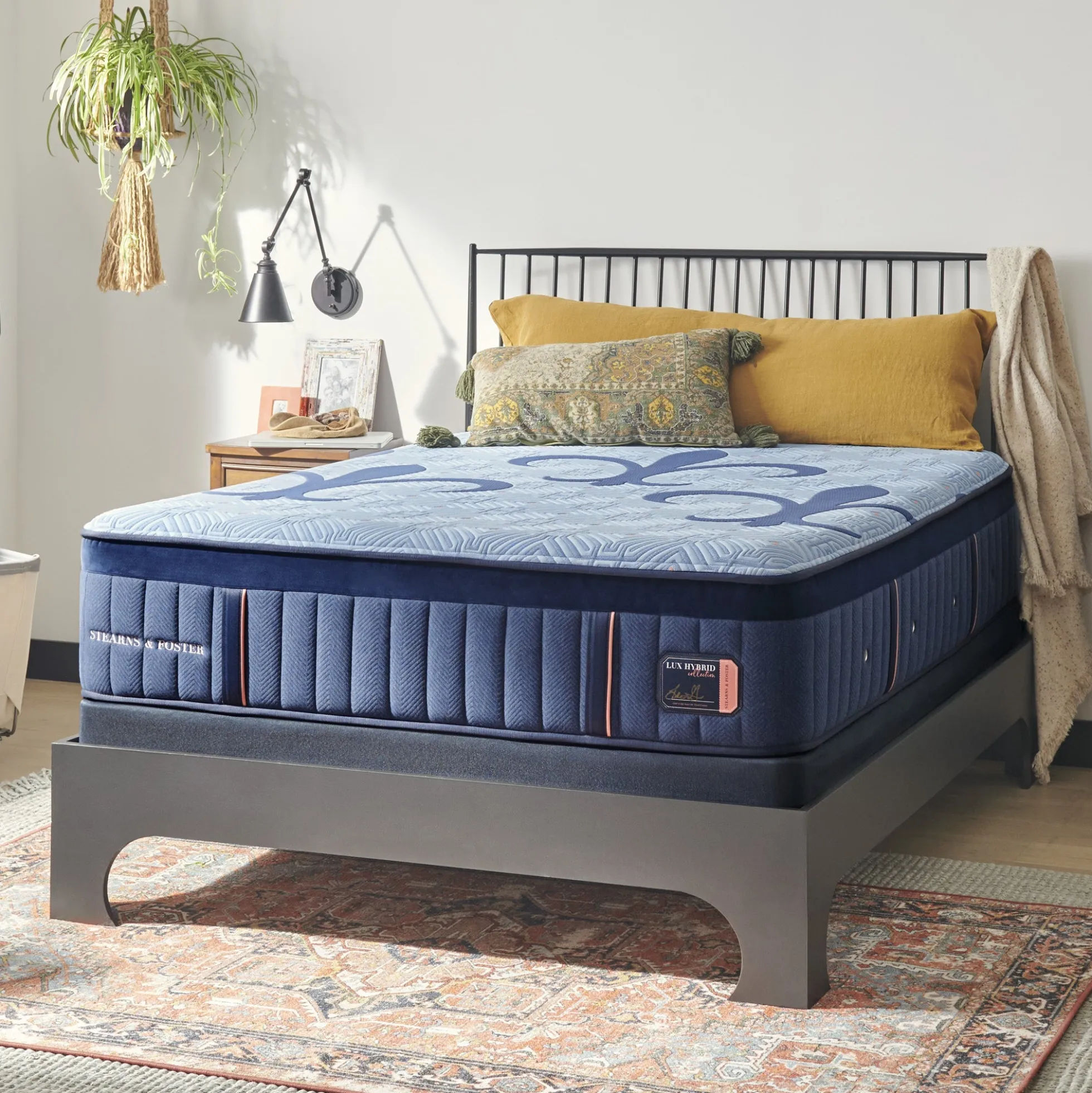 Stearns & Foster Lux Hybrid Soft Mattress