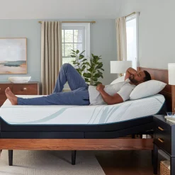 Tempur-Pedic TEMPUR-Adapt® Medium Hybrid Mattress